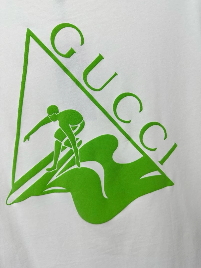 Classic Gucci T-Shirts 126174