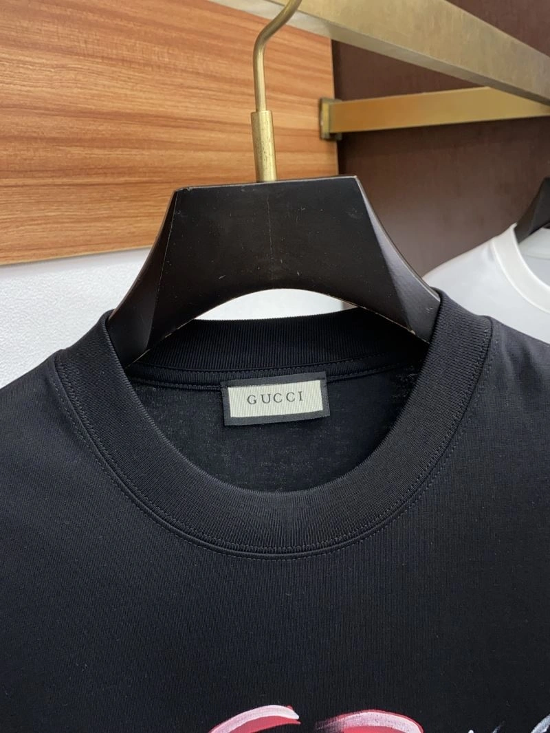 Gucci T-Shirts Cozy 126175