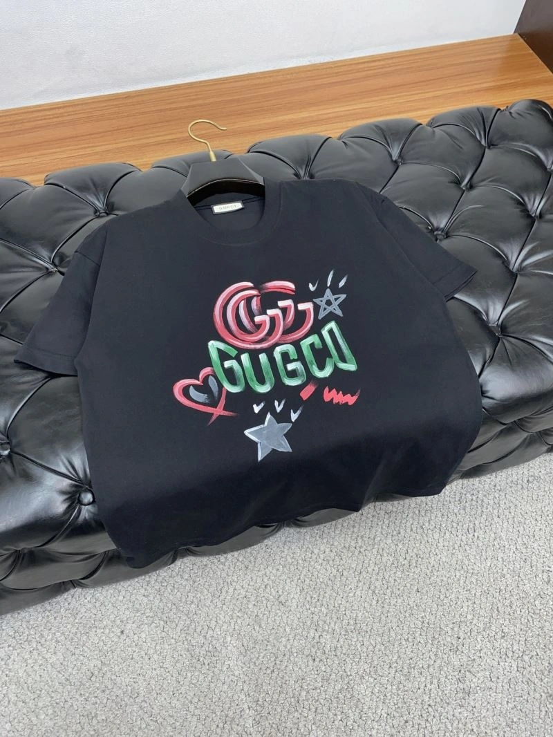 Gucci T-Shirts Cozy 126175