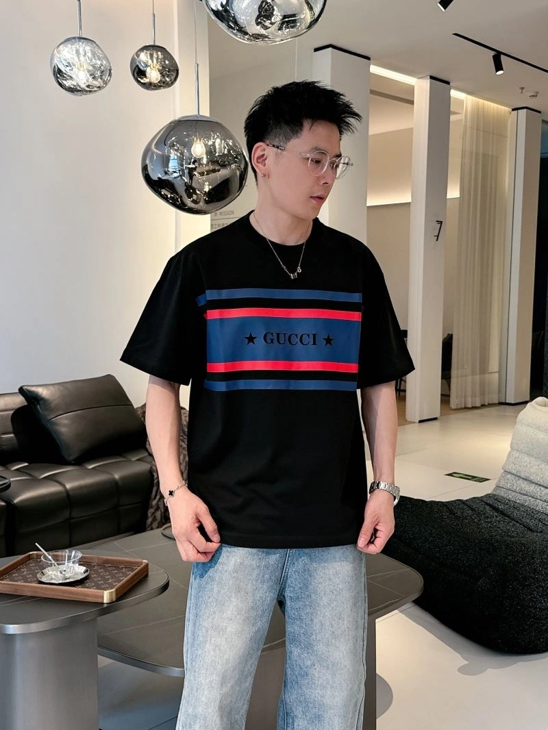 Gucci T-Shirts Practical 126199
