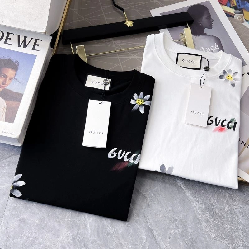 Gucci T-Shirts Snug 126157