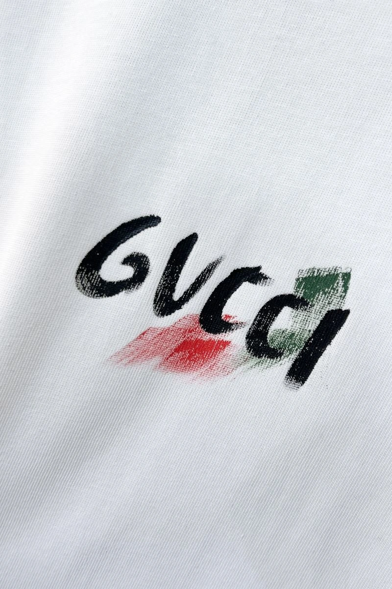 Gucci T-Shirts Snug 126157