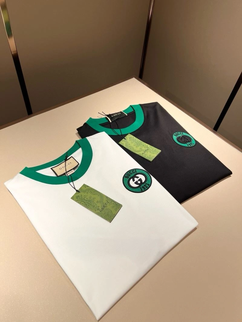 Gucci T-Shirts Youthful 126146