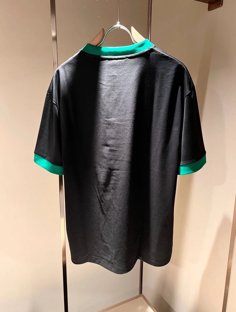 Gucci T-Shirts Youthful 126146