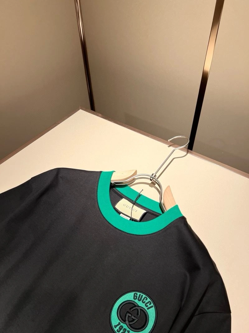 Gucci T-Shirts Youthful 126146