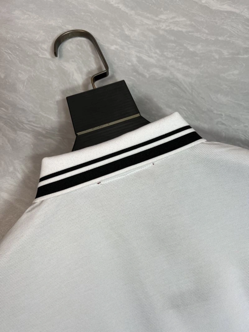 WaterResistant Gucci T-Shirts 126136