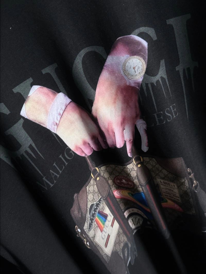 RelaxedFit Gucci T-Shirts 126159