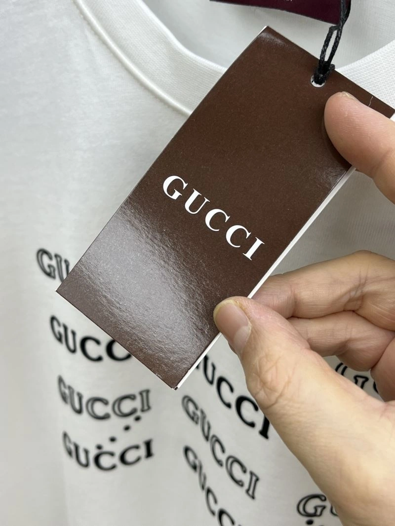Gucci T-Shirts Minimalist 126147