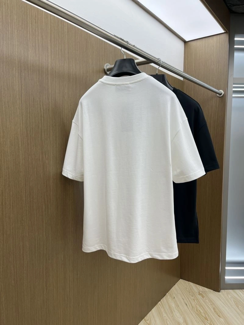 StreetReady Gucci T-Shirts 126139