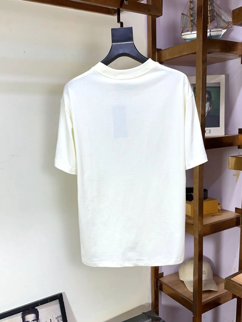 Gucci T-Shirts Versatile 126122