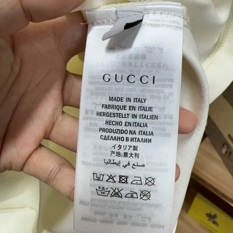 Gucci T-Shirts Versatile 126122
