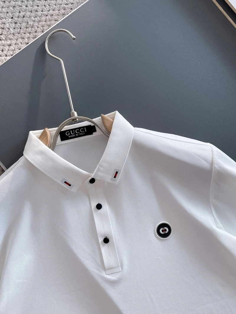 Compact Gucci T-Shirts 126108