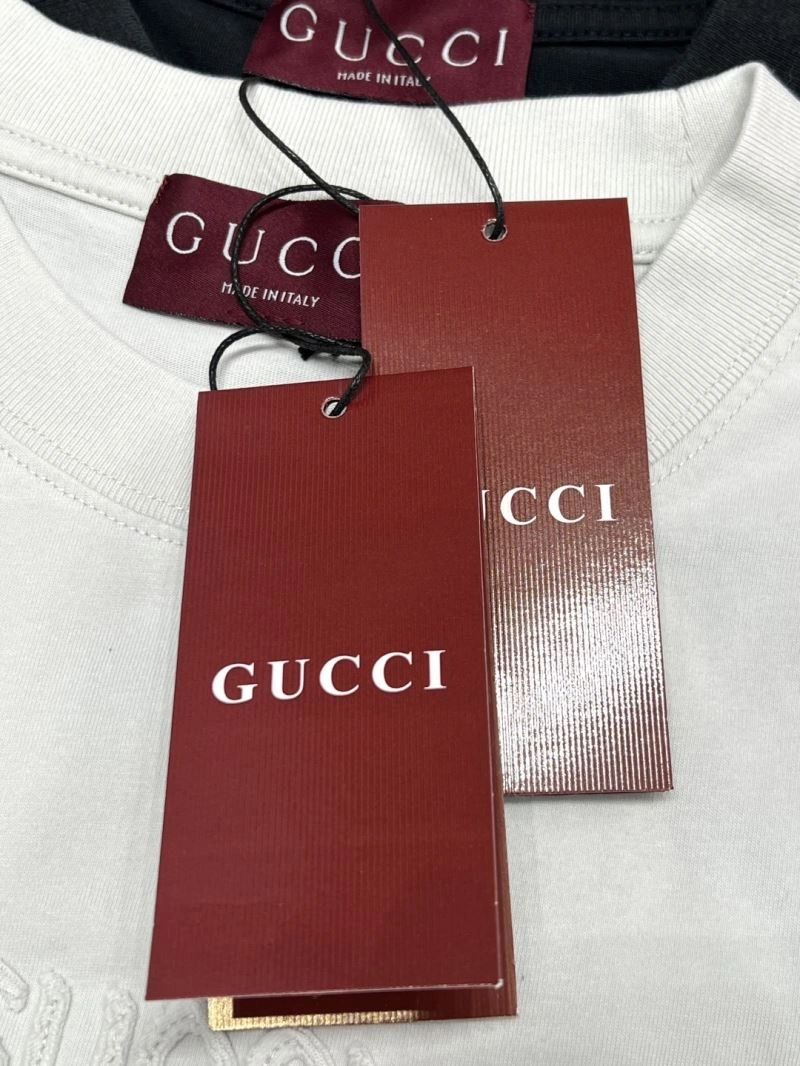 Gucci T-Shirts Bold 126111