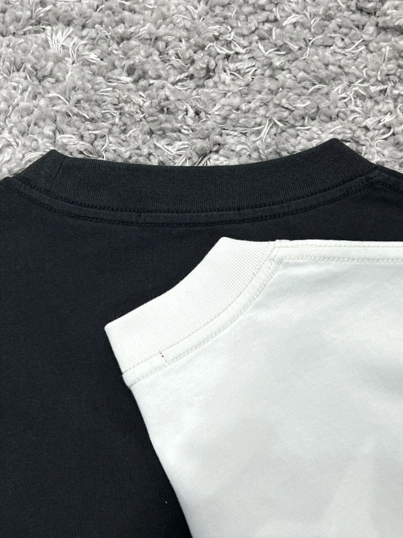 Gucci T-Shirts Bold 126111