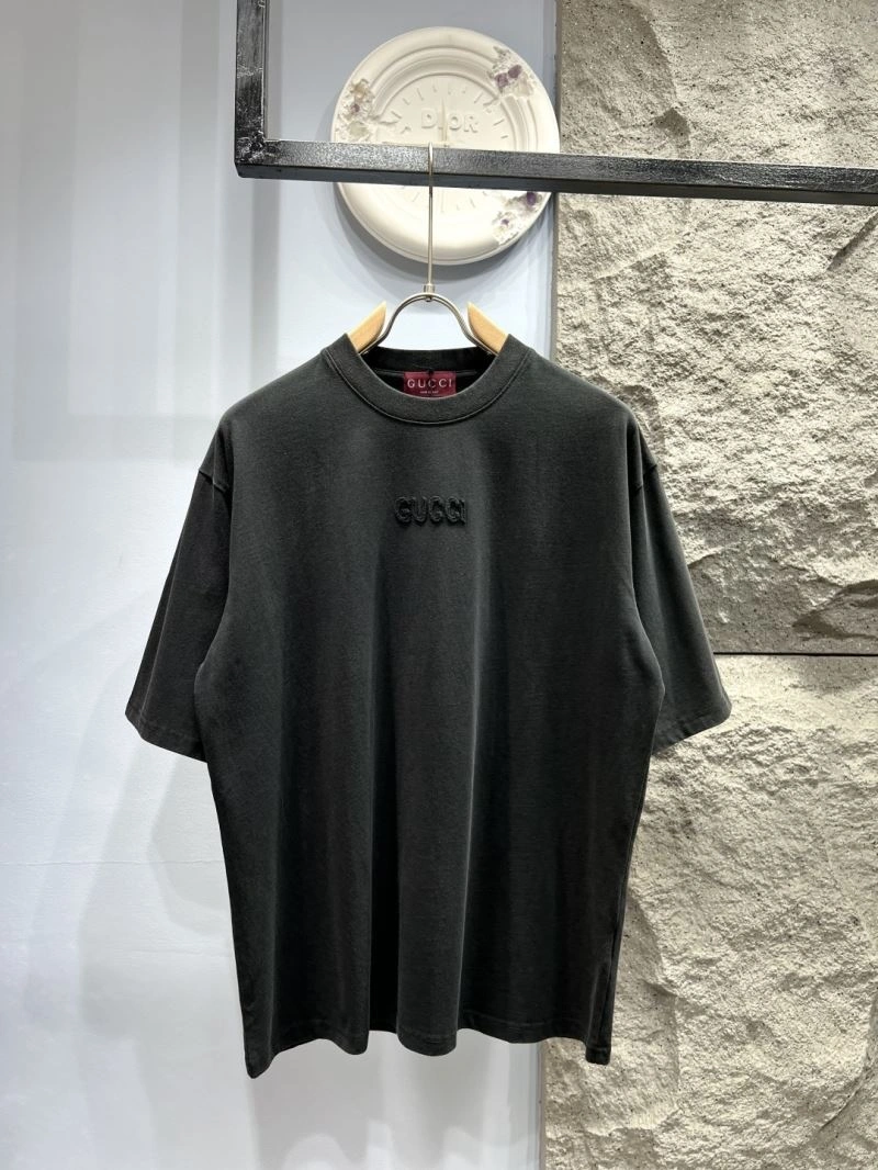 Lightweight Gucci T-Shirts 126096
