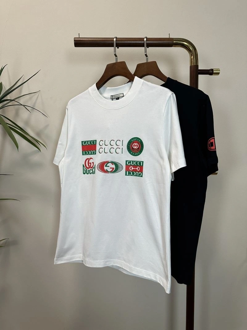 Gucci T-Shirts Durable 126101