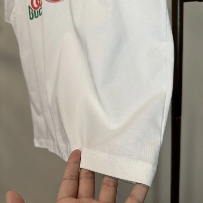Gucci T-Shirts Durable 126101