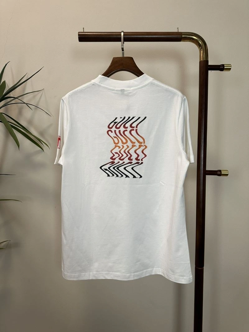 Gucci T-Shirts Durable 126101