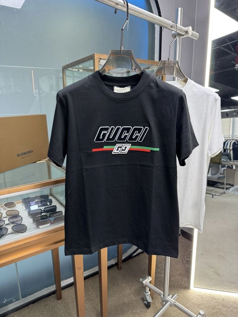 Breathable Gucci T-Shirts 126115
