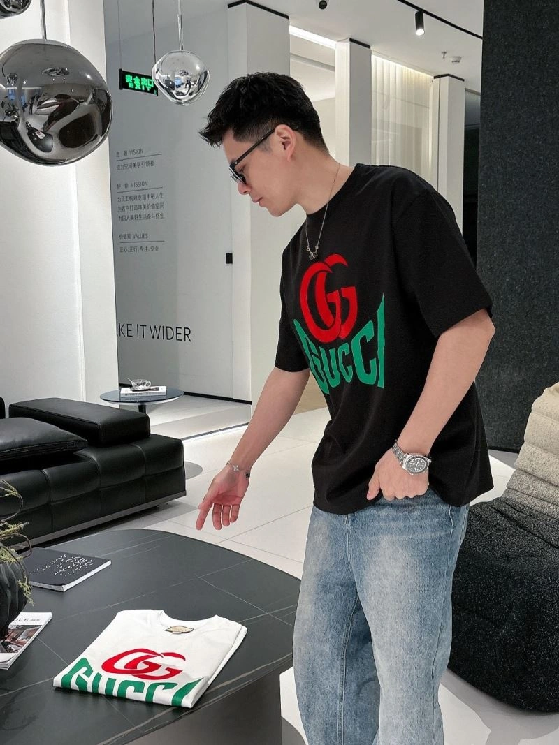 Gucci T-Shirts Premium 126087