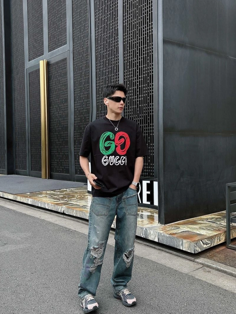 Gucci T-Shirts Breathable 126092