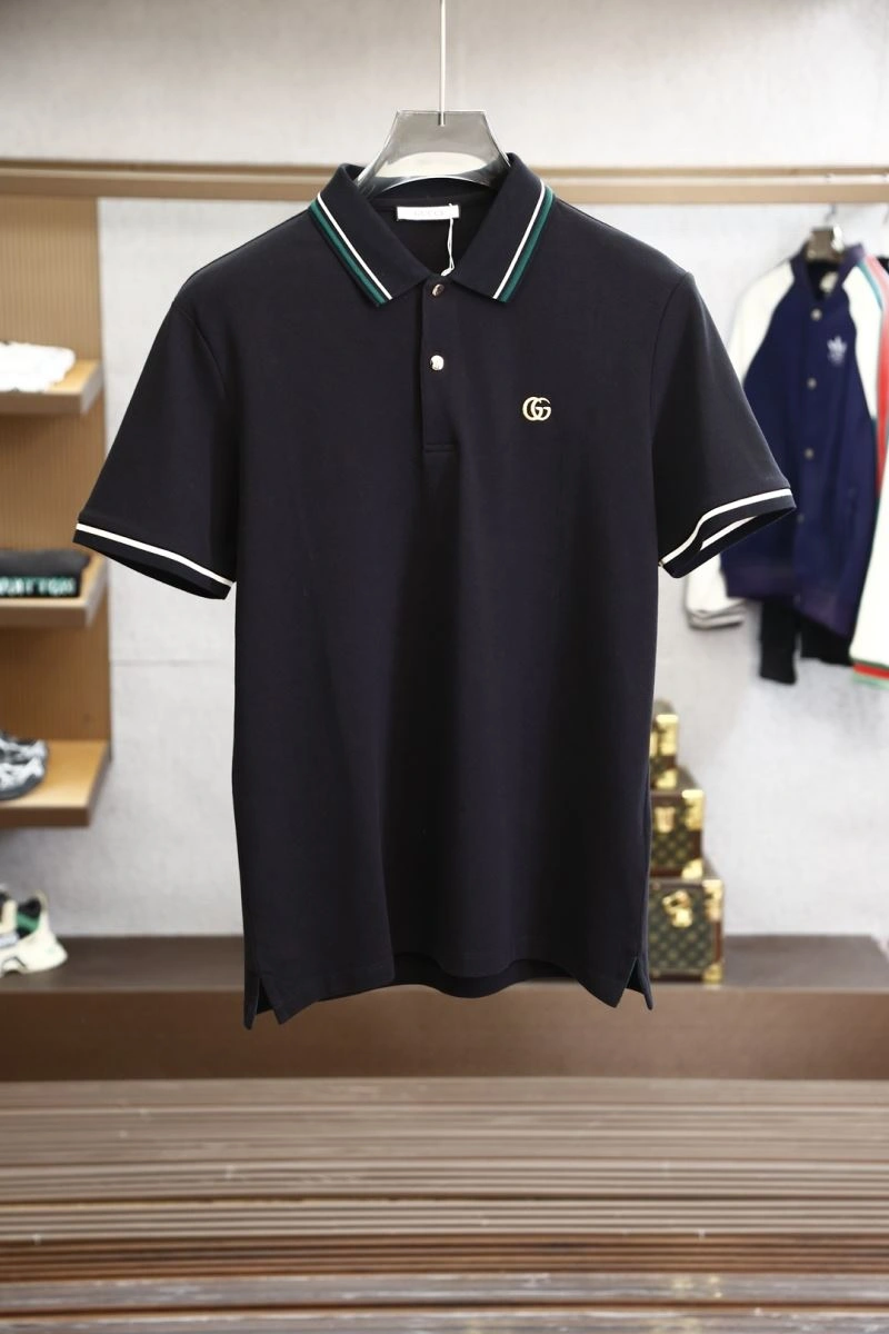Elegant Gucci T-Shirts 126081
