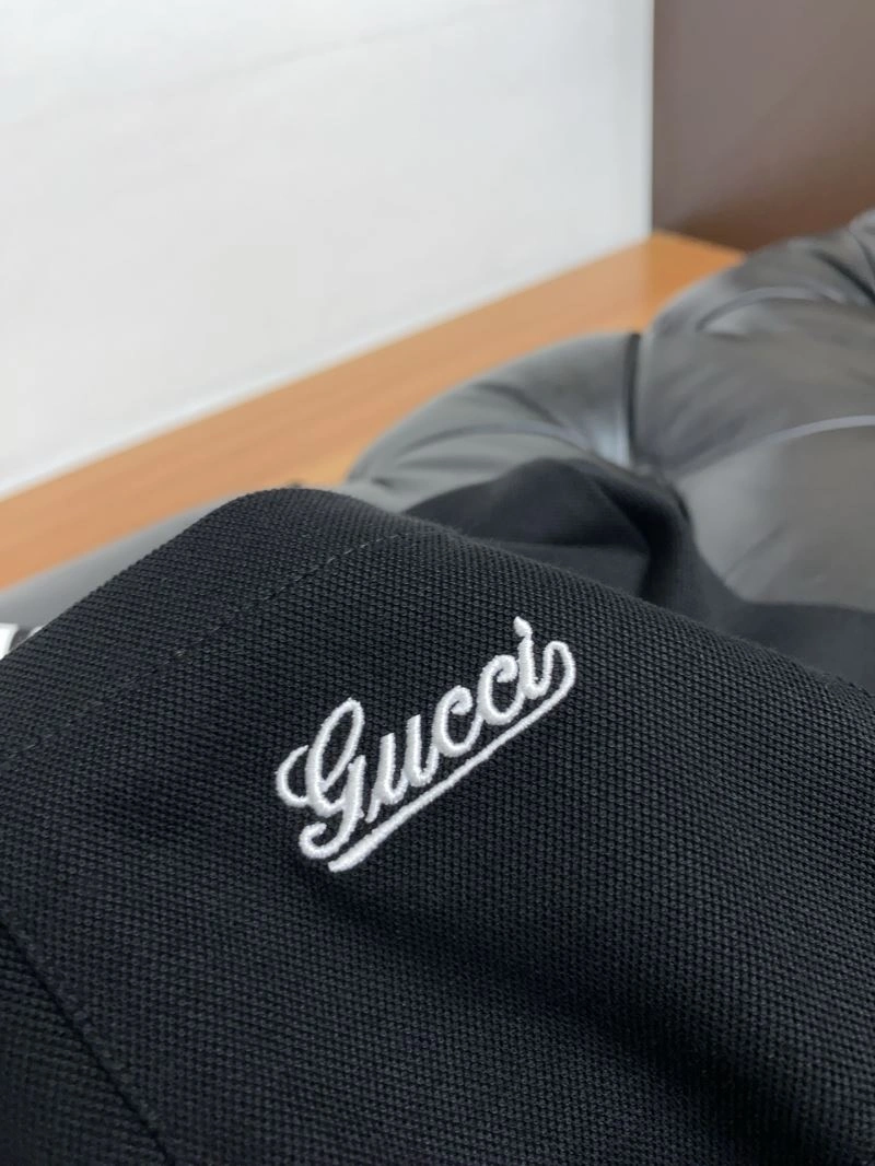 Gucci T-Shirts Practical 126056