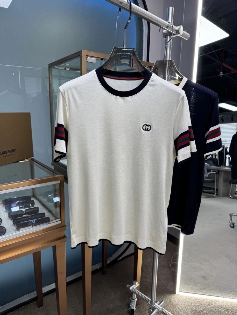 Gucci T-Shirts Practical 126062