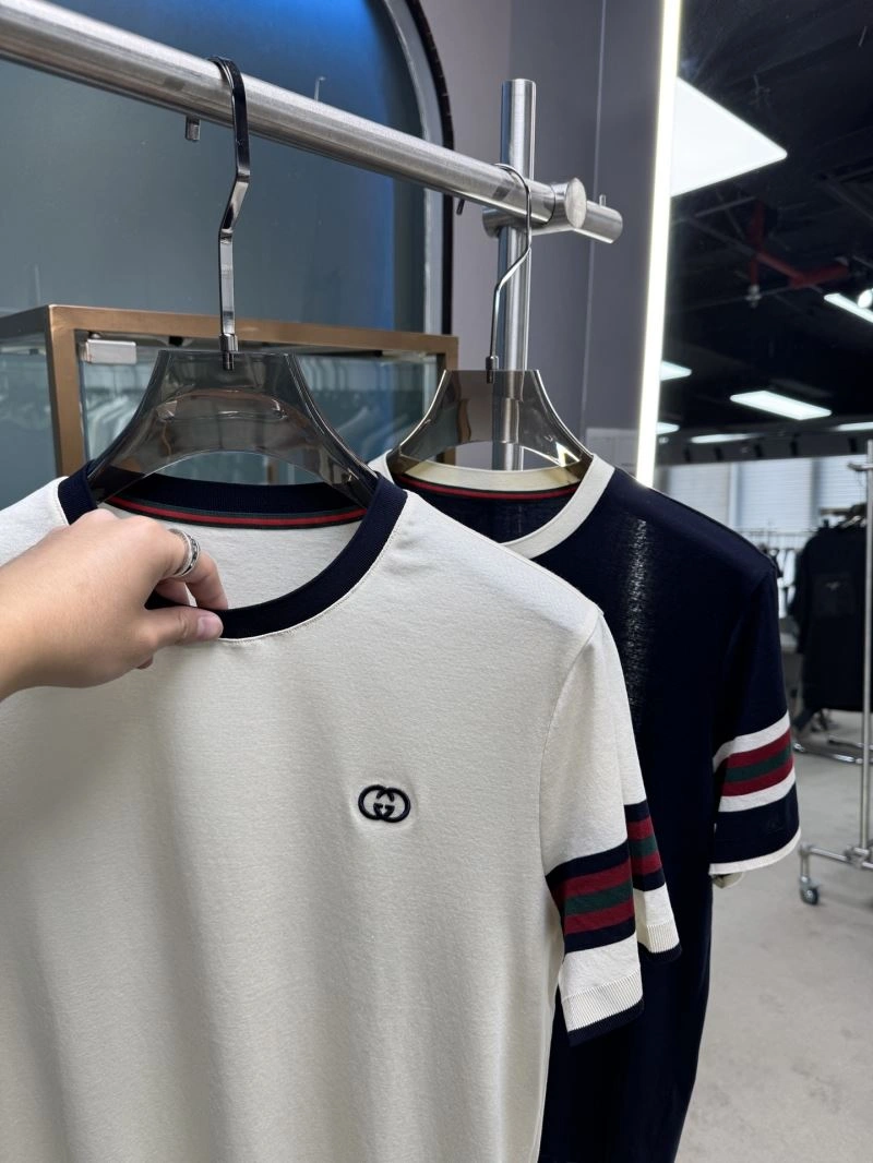 Gucci T-Shirts Practical 126062
