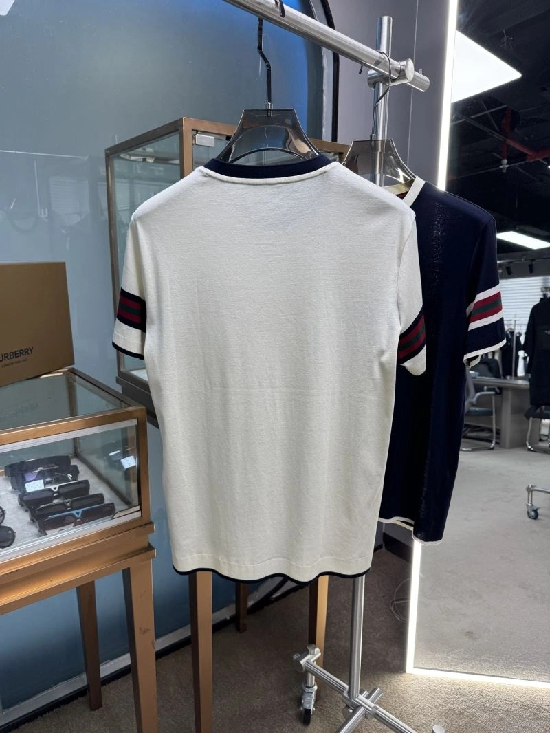 Gucci T-Shirts Practical 126062