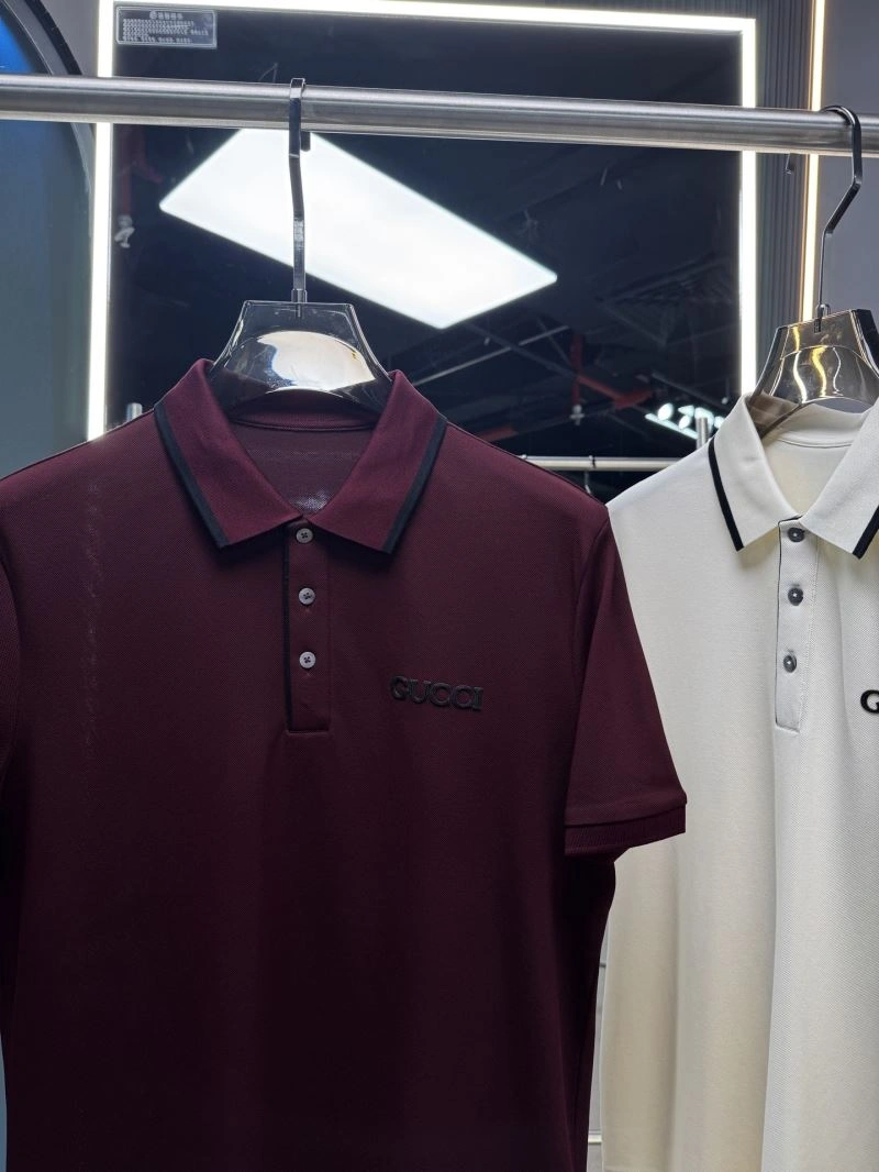Gucci T-Shirts Refined 126075
