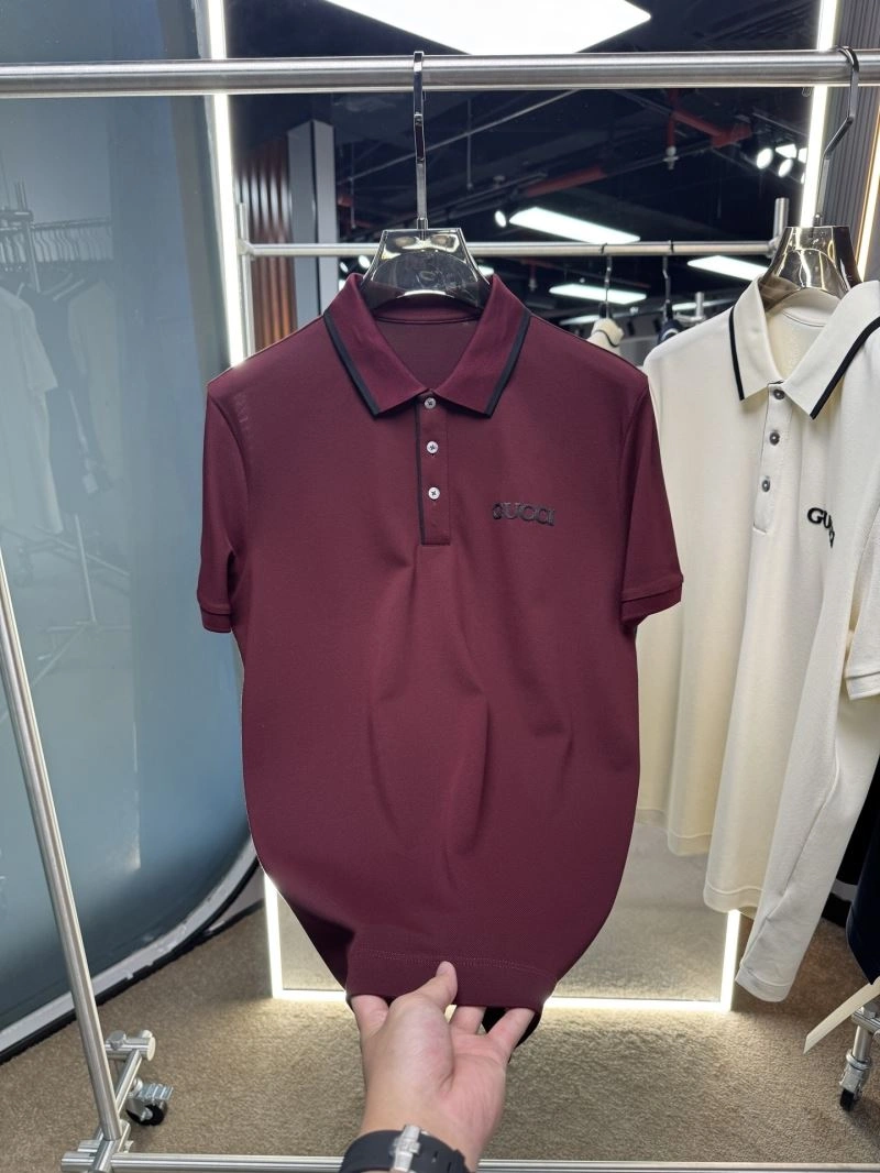 Gucci T-Shirts Refined 126075