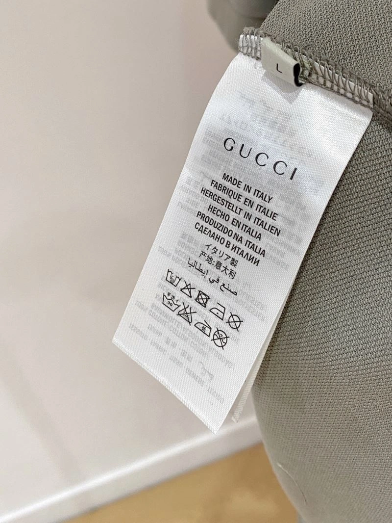 Gucci T-Shirts Sleek 126053