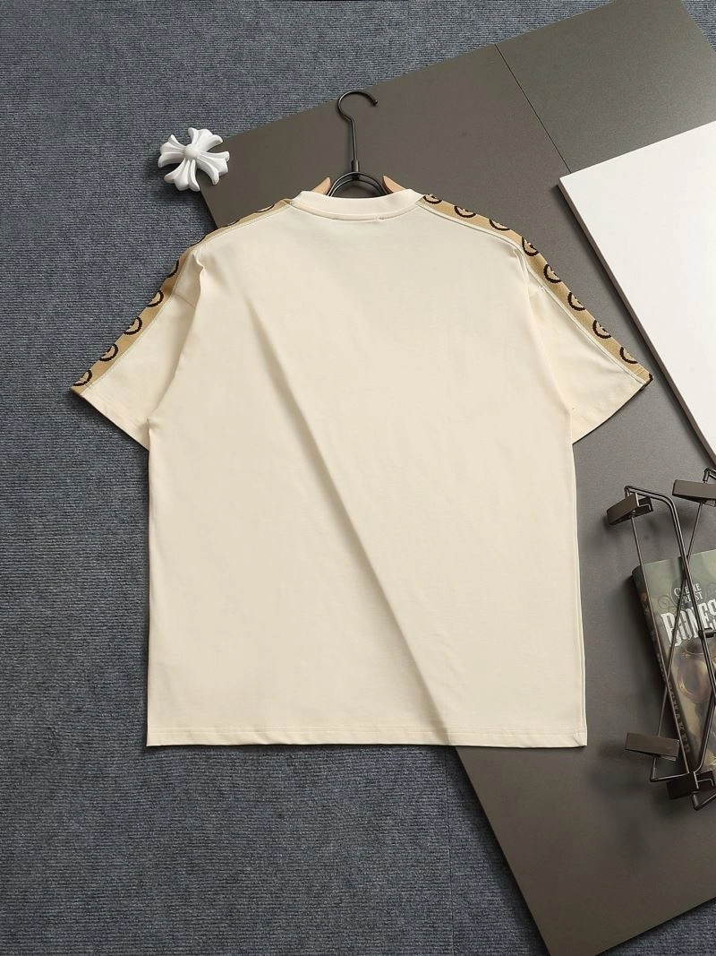 Gucci T-Shirts Sleek 126038