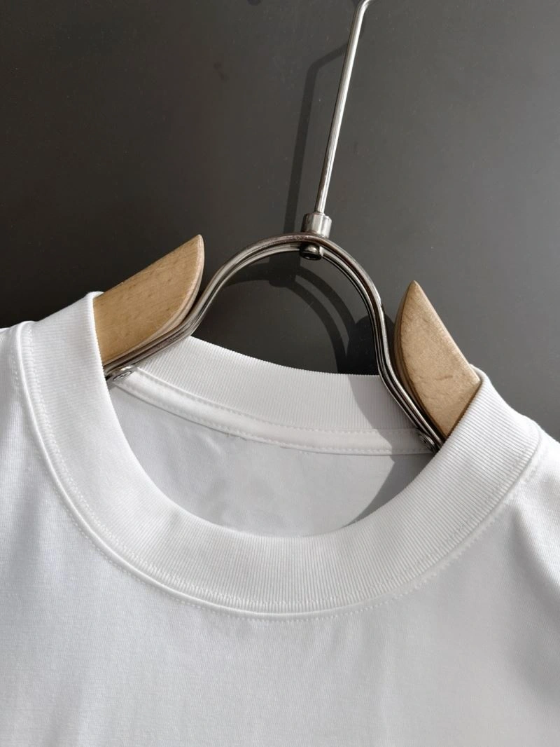 Popular Gucci T-Shirts 126034
