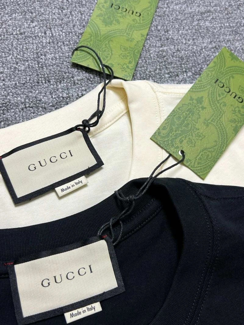 WaterResistant Gucci T-Shirts 126032
