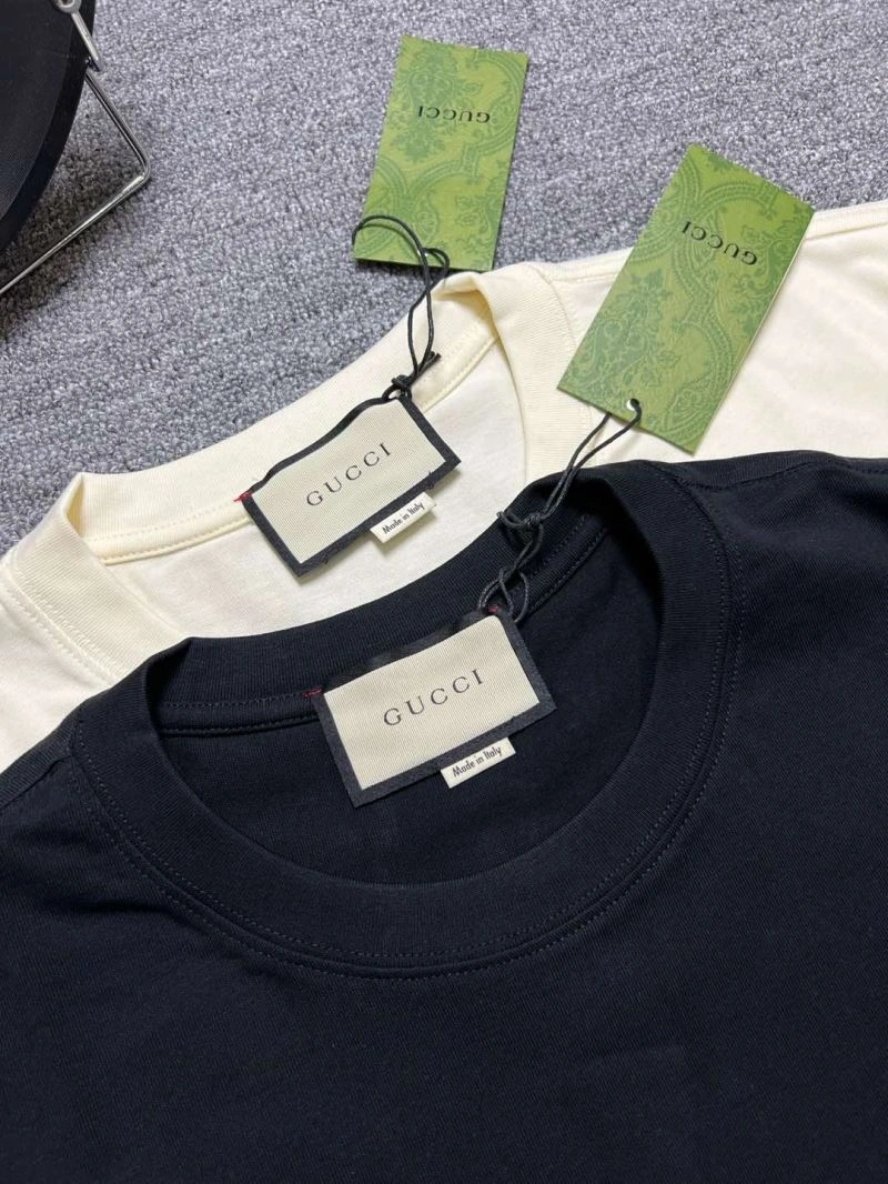 WaterResistant Gucci T-Shirts 126032