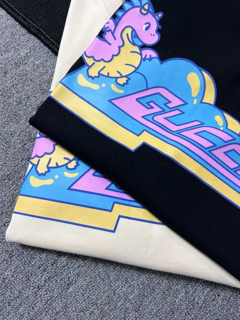 WaterResistant Gucci T-Shirts 126032