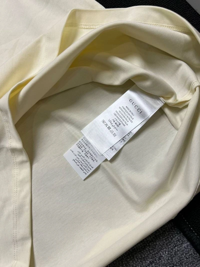Gucci T-Shirts Durable 126008