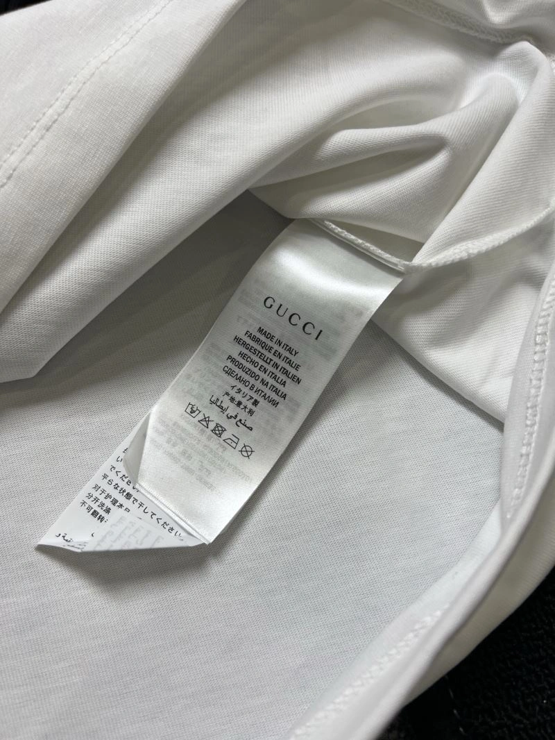 Gucci T-Shirts Trendy 126006