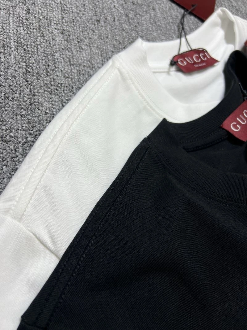 Gucci T-Shirts Trendy 126006
