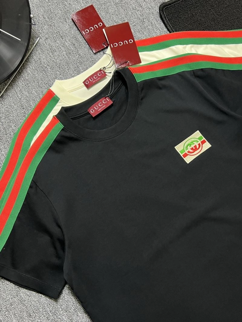 Gucci T-Shirts Bold 126025