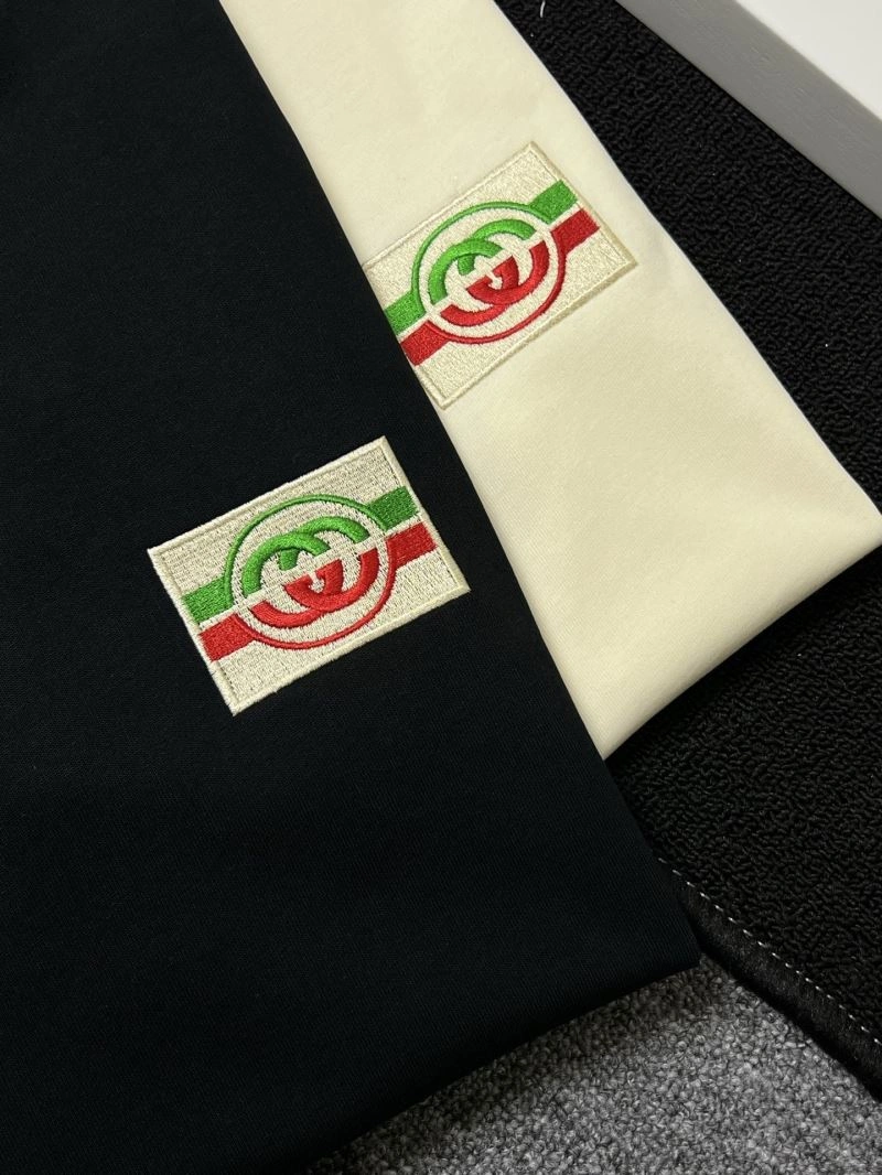 Gucci T-Shirts Bold 126025