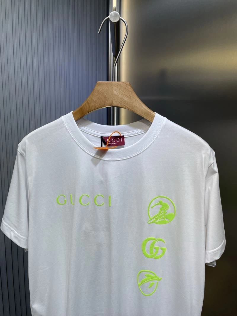 Gucci T-Shirts SmoothTexture 126027