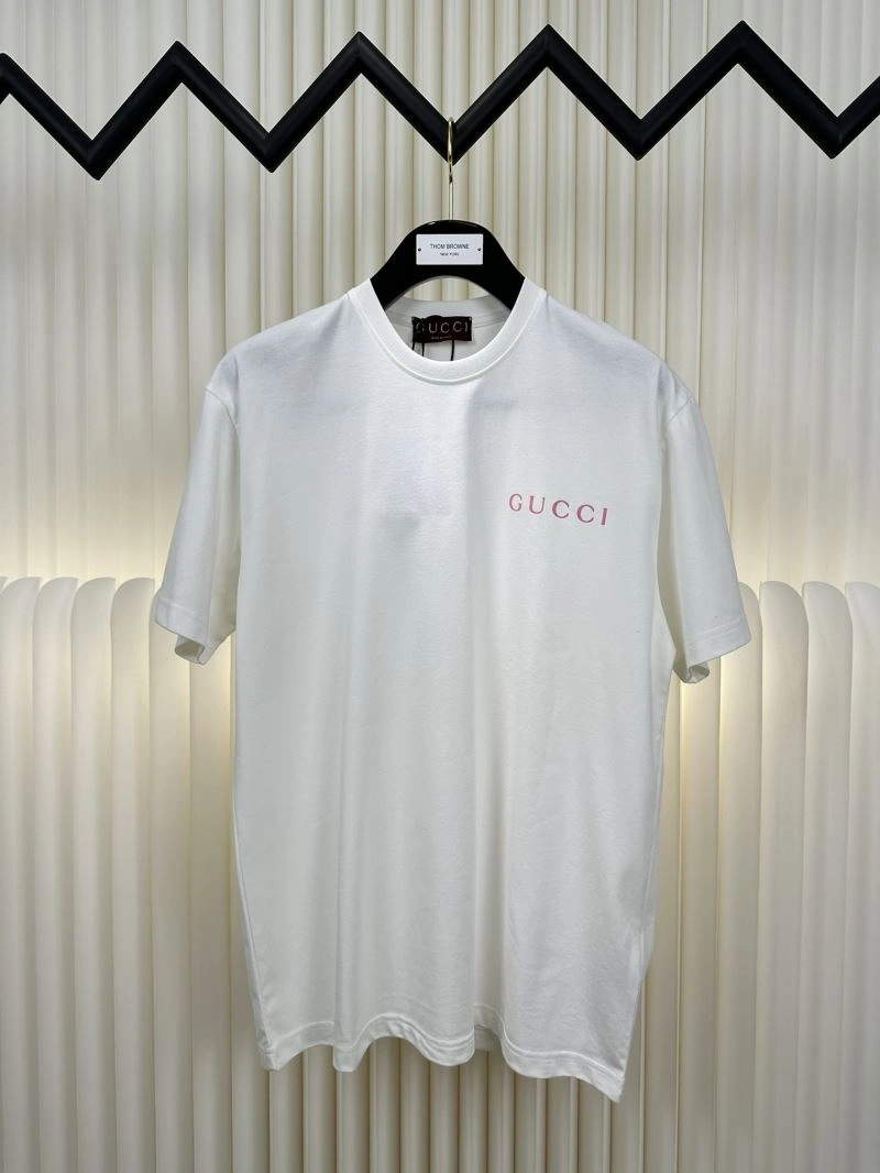 Packable Gucci T-Shirts 126005