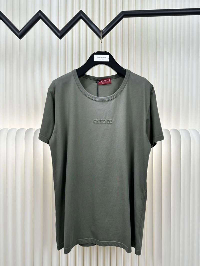 Bold Gucci T-Shirts 125801