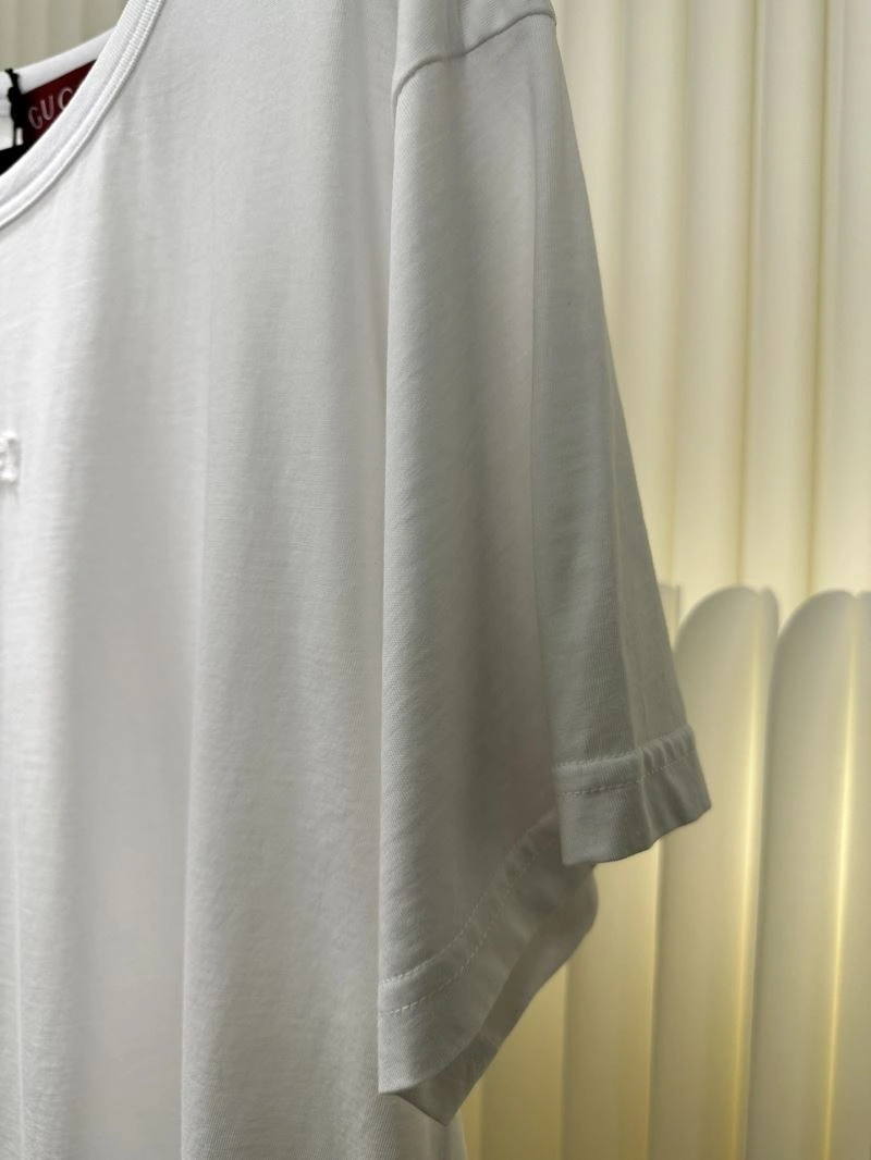 Gucci T-Shirts UrbanChic 125795
