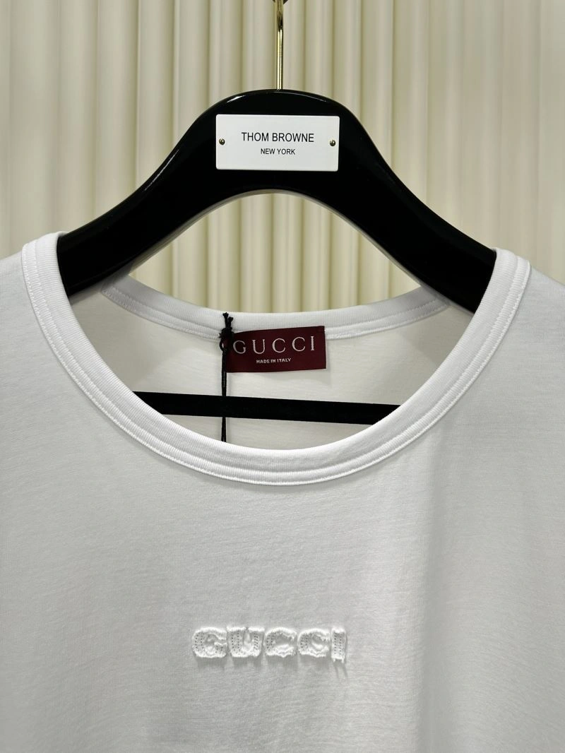 Gucci T-Shirts UrbanChic 125795