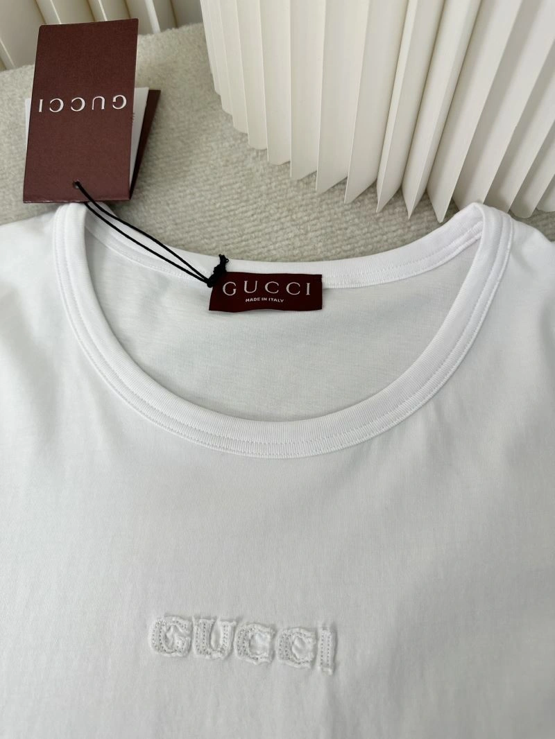 Gucci T-Shirts UrbanChic 125795