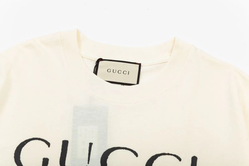 Packable Gucci T-Shirts 125800
